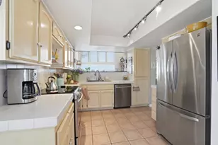 1051 Freedom Ct, Del Mar, CA 92014 - Photo 15