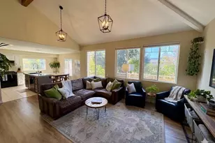 1147 Hornblend St, San Diego, CA 92109 - Photo 3