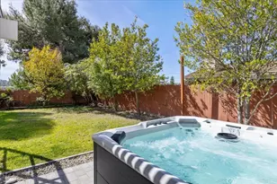 7946 Calle Posada, Carlsbad, CA 92009 - Photo 21