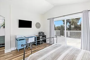 7946 Calle Posada, Carlsbad, CA 92009 - Photo 11