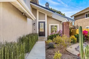 7946 Calle Posada, Carlsbad, CA 92009 - Photo 3