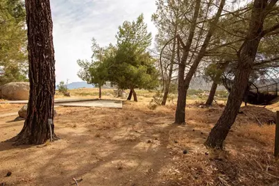 32305 Red Mountain Road, Hemet, CA 92544 - Photo 19