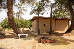 32305 Red Mountain Rd, Hemet, CA 92544 - Photo 11