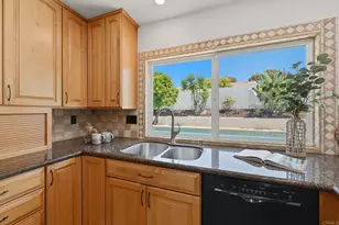 7216 Manzanita St, Carlsbad, CA 92011 - Photo 19