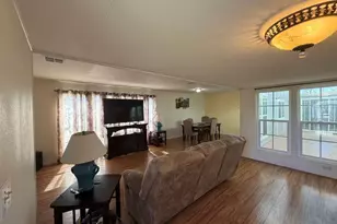 21205 Blue Curl Way, Canyon Country, CA 91351 - Photo 5