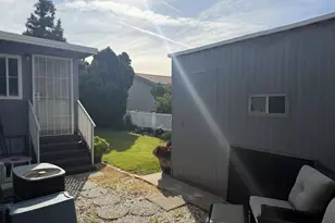 21205 Blue Curl Way, Canyon Country, CA 91351 - Photo 17