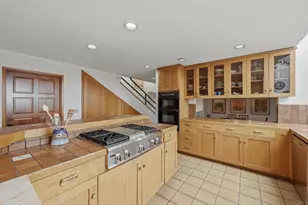 1042 Hymettus Ave, Encinitas, CA 92024 - Photo 17