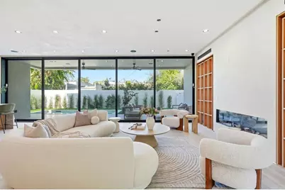 843 N Vista Street, Los Angeles, CA 90046 - Photo 11