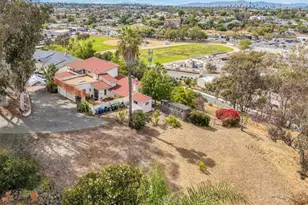 306 Oceanview Dr, Vista, CA 92084 - Photo 47