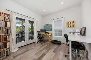 410 Pipes Ln, Encinitas, CA 92024 - Photo 17
