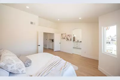 2038 Ridgeline Avenue, Vista, CA 92081 - Photo 29
