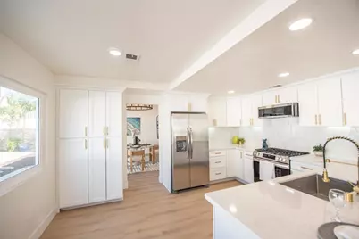2038 Ridgeline Avenue, Vista, CA 92081 - Photo 9