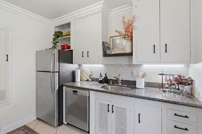 3620 Park Boulevard #8, San Diego, CA 92103 - Photo 7