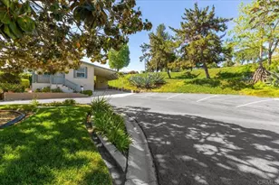 525 W El Norte Parkway, Escondido, CA 92026 - Photo 3