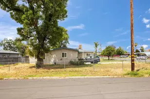 6564 Lynwood Way, Highland, CA 92346 - Photo 5