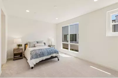 2572 Elderberry Lane, Carlsbad, CA 92008 - Photo 17