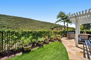 2800 Dove Tail Dr, San Marcos, CA 92078 - Photo 3