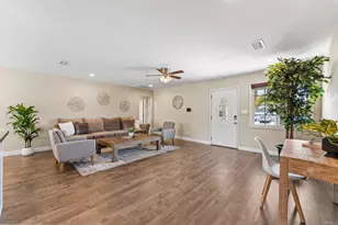8820 Ellenwood Cir, Spring Valley, CA 91977 - Photo 5