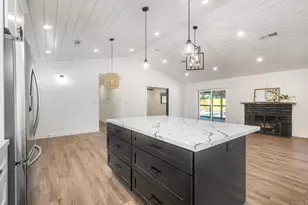 2295 Highland Dr, Carlsbad, CA 92008 - Photo 9