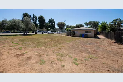 722 30 Magnolia Magnolia Avenue, Carlsbad, CA 92008 - Photo 13
