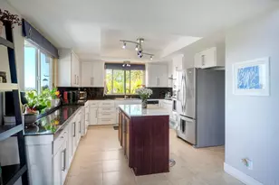 529 Vale View Dr, Vista, CA 92081 - Photo 13
