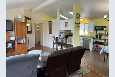 2550 E Valley Pkwy #87, Escondido, CA 92027 - Photo 13