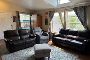 2550 E Valley Pkwy, Escondido, CA 92027 - Photo 17