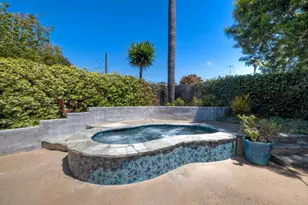 1665 Sandalwood Ln, Carlsbad, CA 92008 - Photo 37