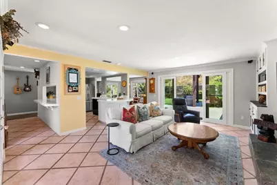 7640 Calle Madero, Carlsbad, CA 92009 - Photo 15