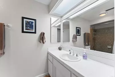 7640 Calle Madero, Carlsbad, CA 92009 - Photo 27