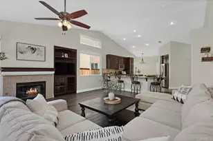 3327 Avocado Vista Ln, Fallbrook, CA 92028 - Photo 1