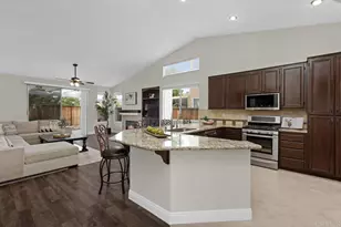 3327 Avocado Vista Ln, Fallbrook, CA 92028 - Photo 3