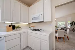354 Benevente Dr, Oceanside, CA 92057 - Photo 15