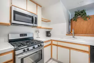 722 Buena Tierra Way, Oceanside, CA 92057 - Photo 21