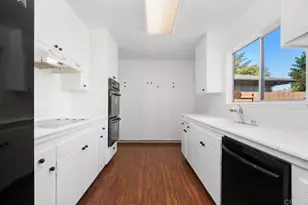 3211 Mercer Ln, San Diego, CA 92122 - Photo 11