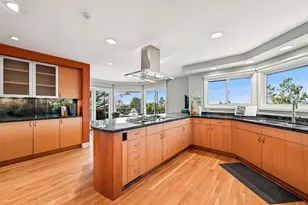 441 Holmwood Ln, Solana Beach, CA 92075 - Photo 9