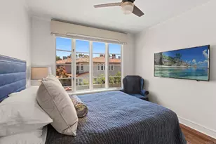 9784 Claiborne Square, La Jolla, CA 92037 - Photo 29