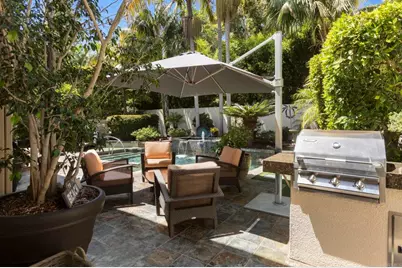 9784 Claiborne Square, La Jolla, CA 92037 - Photo 15