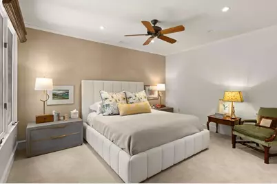 9784 Claiborne Square, La Jolla, CA 92037 - Photo 21