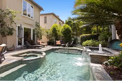 9784 Claiborne Square, La Jolla, CA 92037 - Photo 17