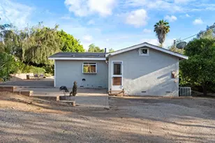 946 Osborne St, Vista, CA 92084 - Photo 27