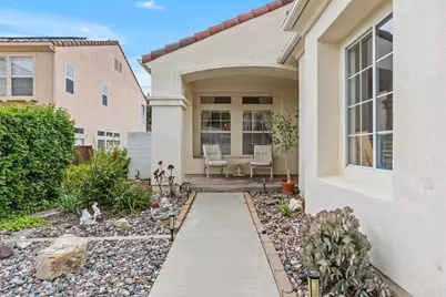 2357 Amber Oak Ln, Escondido, CA 92027 - Photo 3