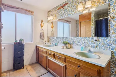 2068 Camino Culebra, Vista, CA 92084 - Photo 45