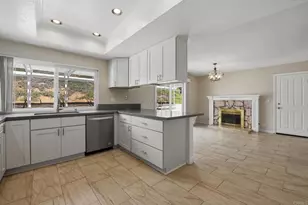 4030 Syme Dr, Carlsbad, CA 92008 - Photo 11