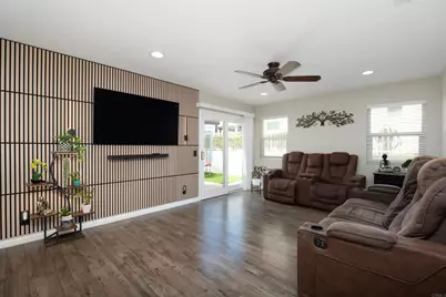 15832 Camino Crisalida, San Diego, CA 92127 - Photo 5