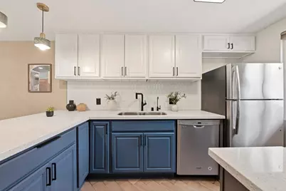 2349 Altisma Way #B, Carlsbad, CA 92009 - Photo 9