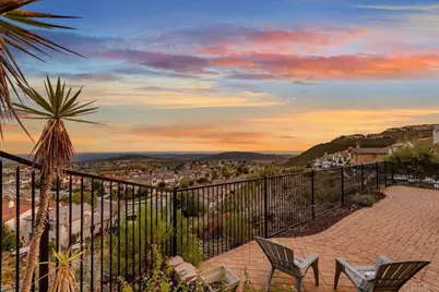 1093 Vega Way, San Marcos, CA 92078 - Photo 5