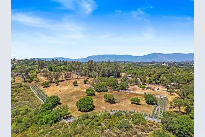 13511 Hilldale Road, Valley Center, CA 92082 - Photo 17