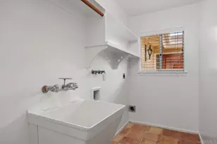 5942 Sagebrush Rd, La Jolla, CA 92037 - Photo 19