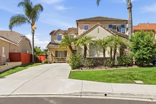 582 Chesterfield Cir, San Marcos, CA 92069 - Photo 35